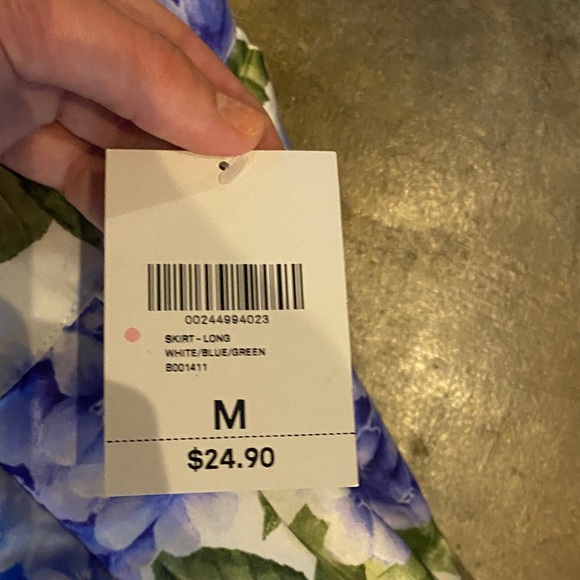 Forever 21 Floral Midi Skirt in Blue and Green - Picture 5 of 6